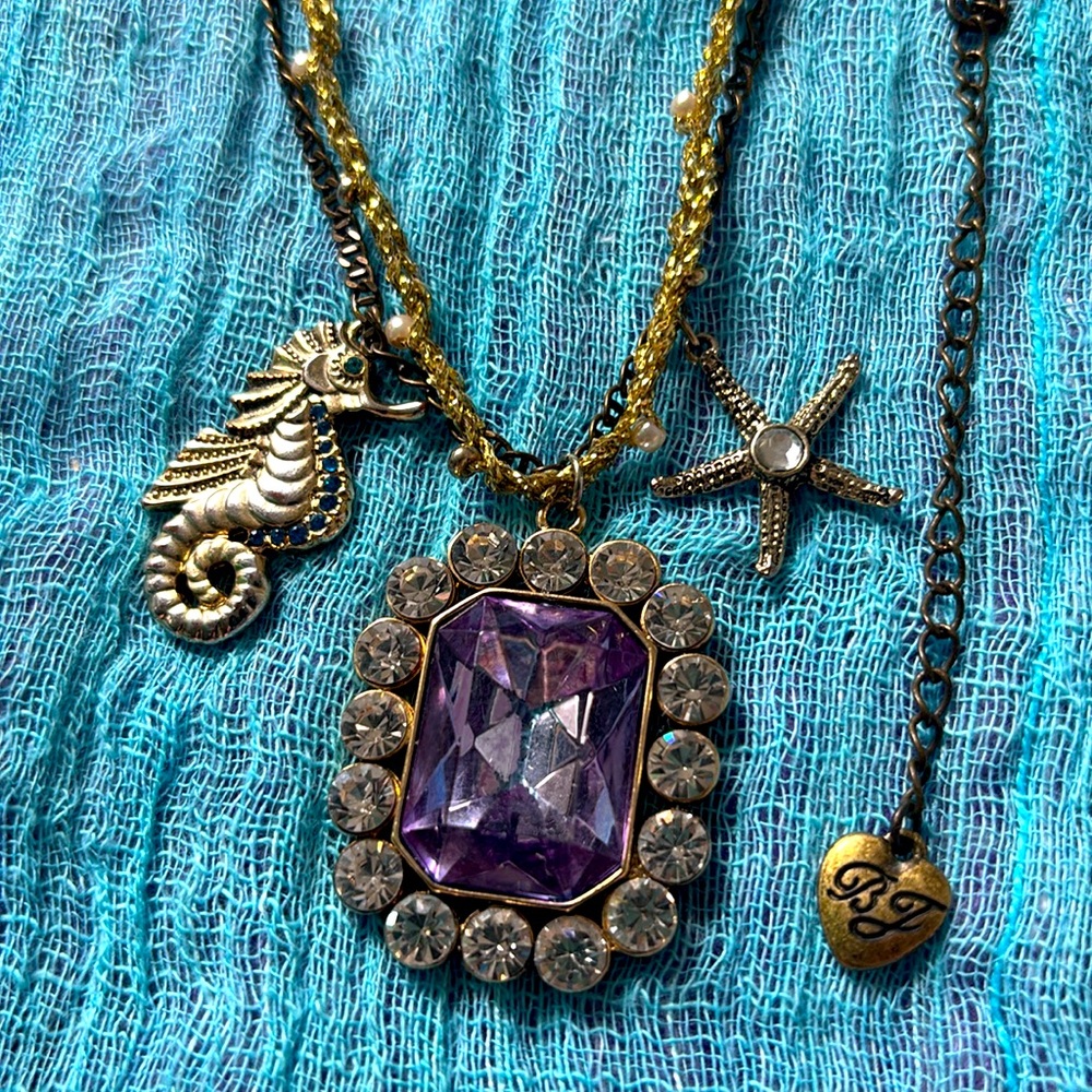 Betsey Johnson Seahorse Starfish Gold and Purple Pendant Ocean Necklace - Picture 4 of 7